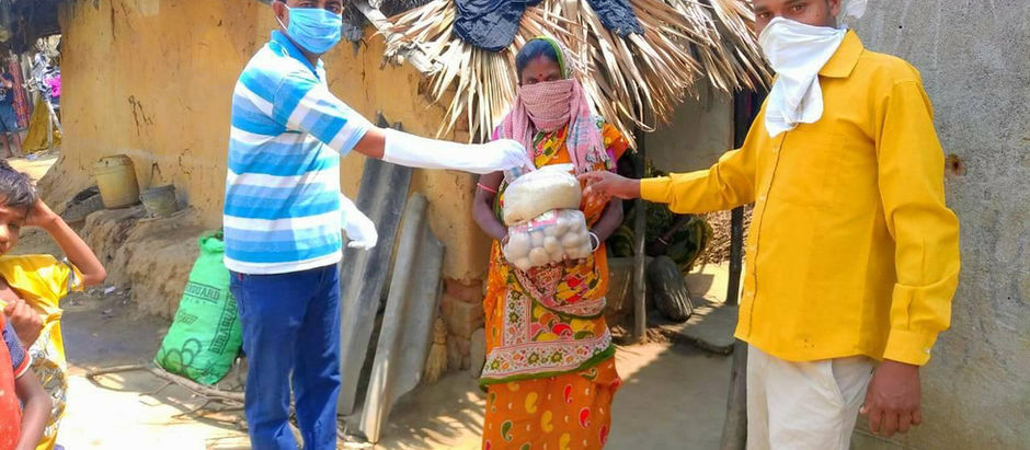 Local Community in India Help those in Need