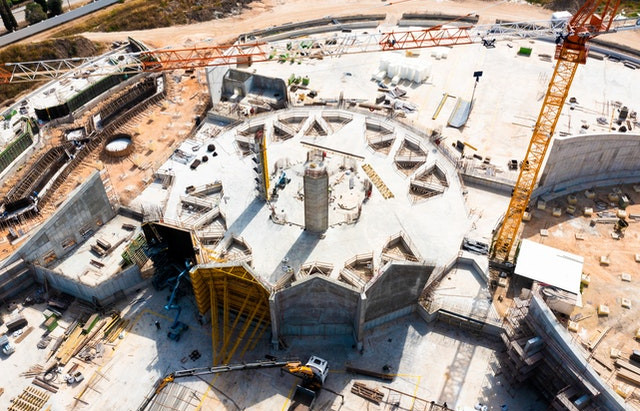 Shrine of ‘Abdu’l-Bahá: First columns of main edifice raised