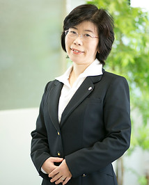 代表社員税理士 井上 真理子