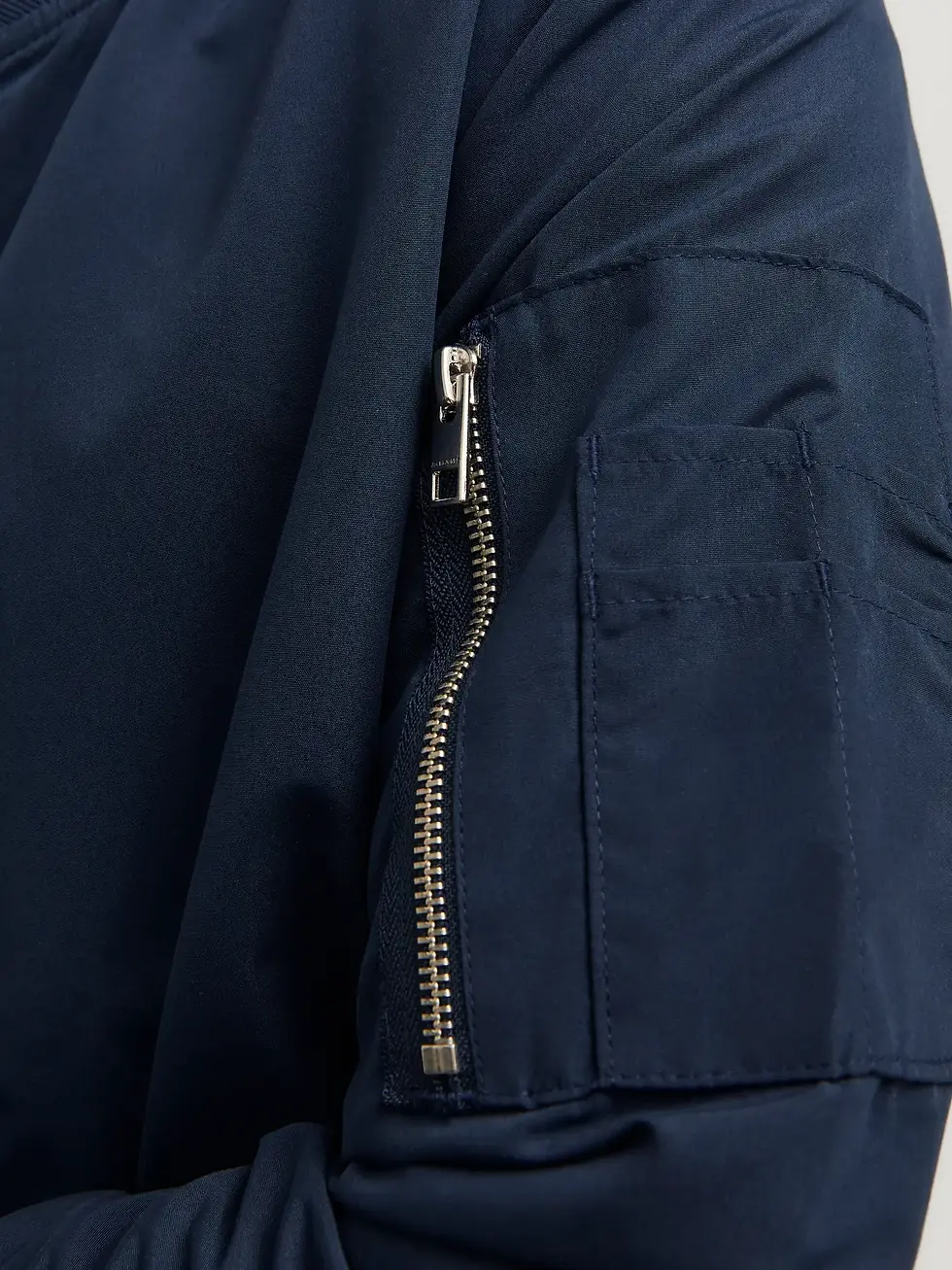 Thumbnail: Jack and Jones JJERUSH BOMBER (Navy)