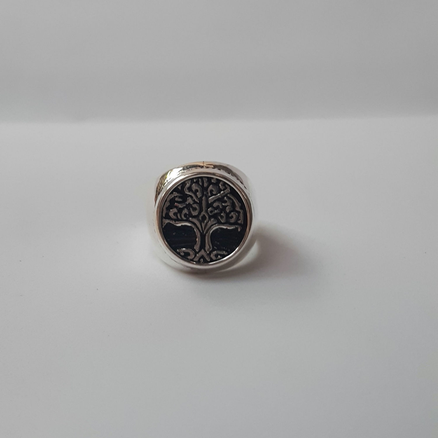 TREE OF LIFE BULL RING IN SILVER
