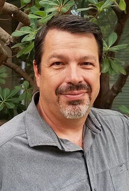 Peter Headshot 1.jpeg