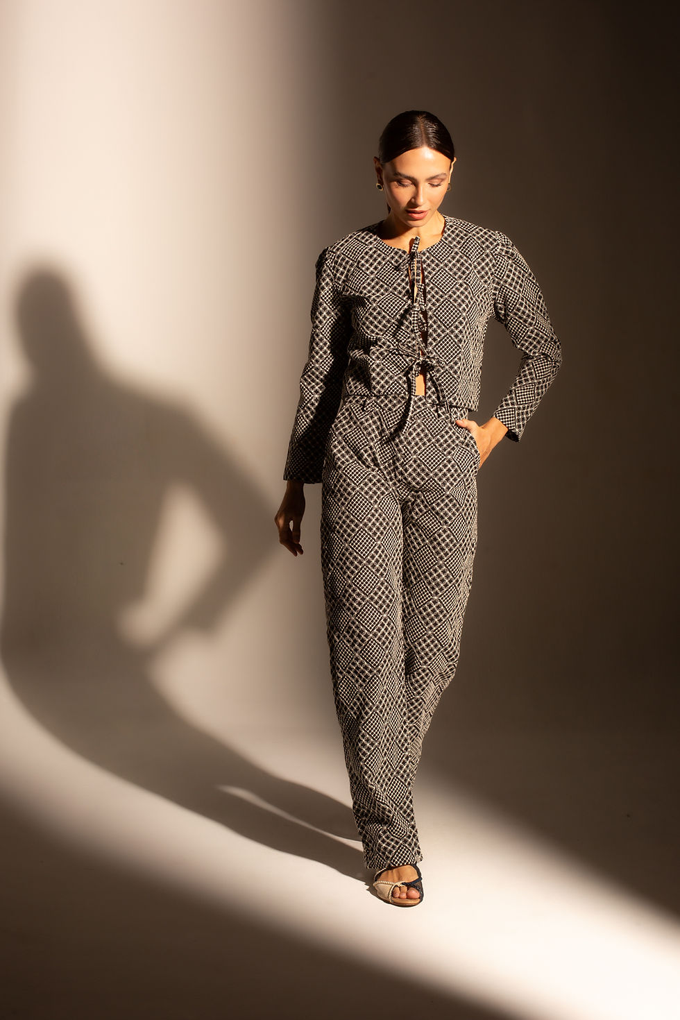 Miniatura: calça bordada