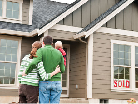 Sell Before You Buy or Buy Before You Sell? Let’s Compare