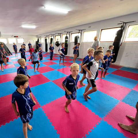 Fight In A cage at Elite MMA & Fitness Centre Cape Town Melkbosstrand