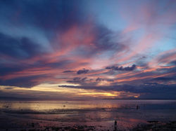 Sunset_in_the_north_by_nikolaihoe27