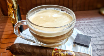 Cigar Humidor, Cigars, Cigars in India, Cigars in Delhi, Cigar Lounge, Coffee and Cigars, Cigars and Coffee