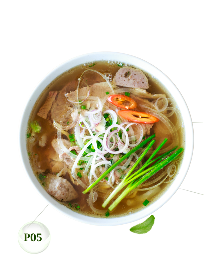 Phở spécial au bœuf chez Madame Thao à Montréal