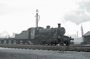 Standard Class 2 2-6-0 78035 is _1420x93