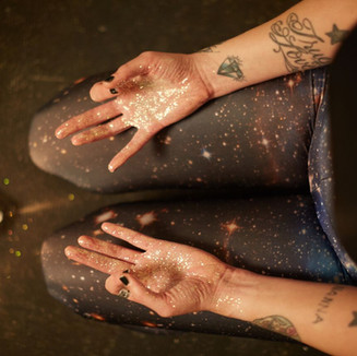 Hands+thighs_shelley copy.jpeg