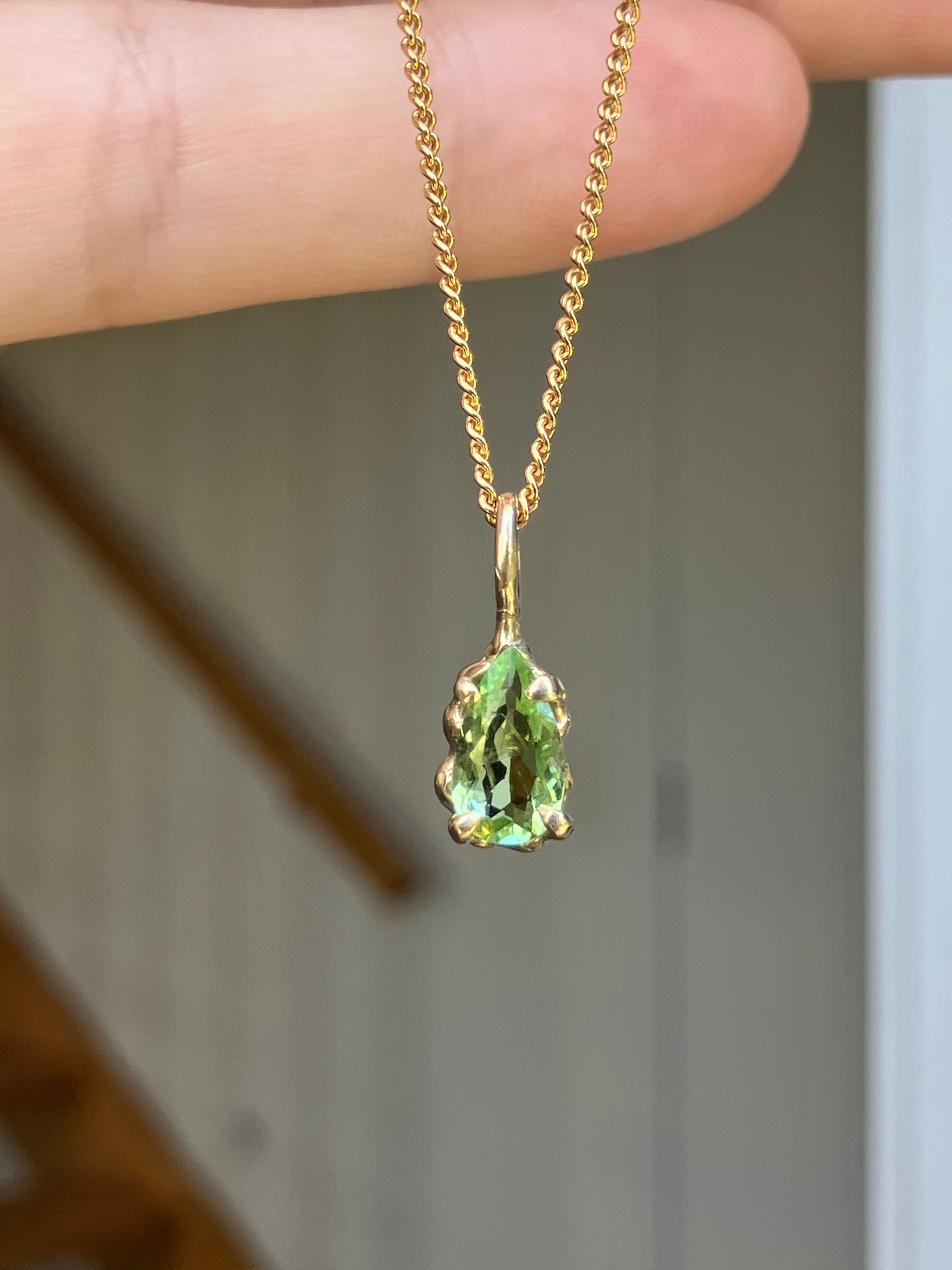 Green tourmaline pendant 