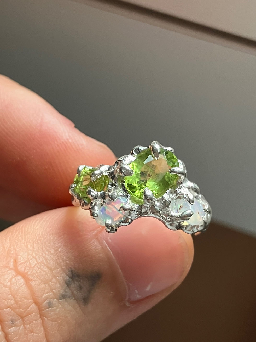 Thumbnail: Lilypad ring 