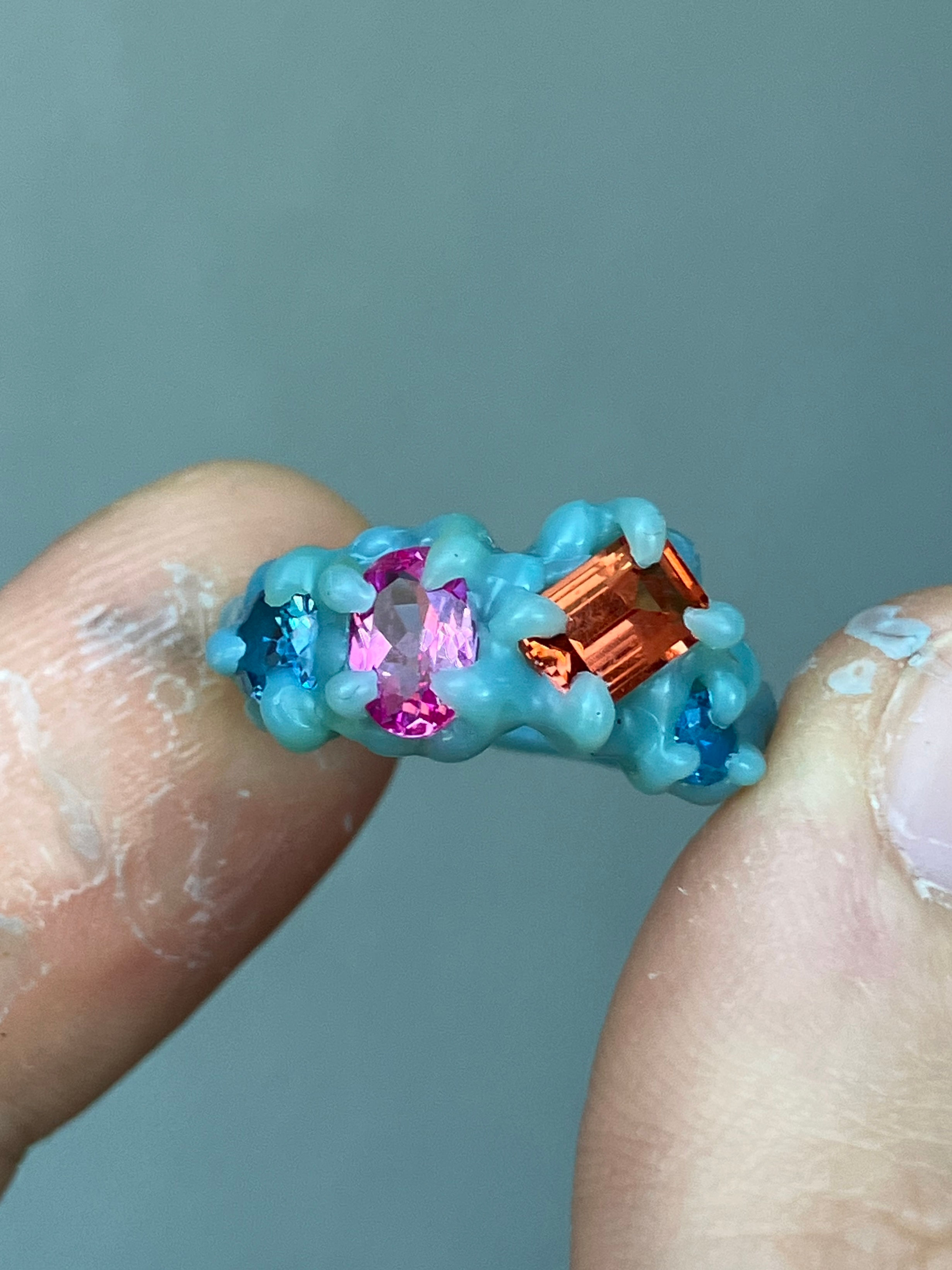 Toucan ring