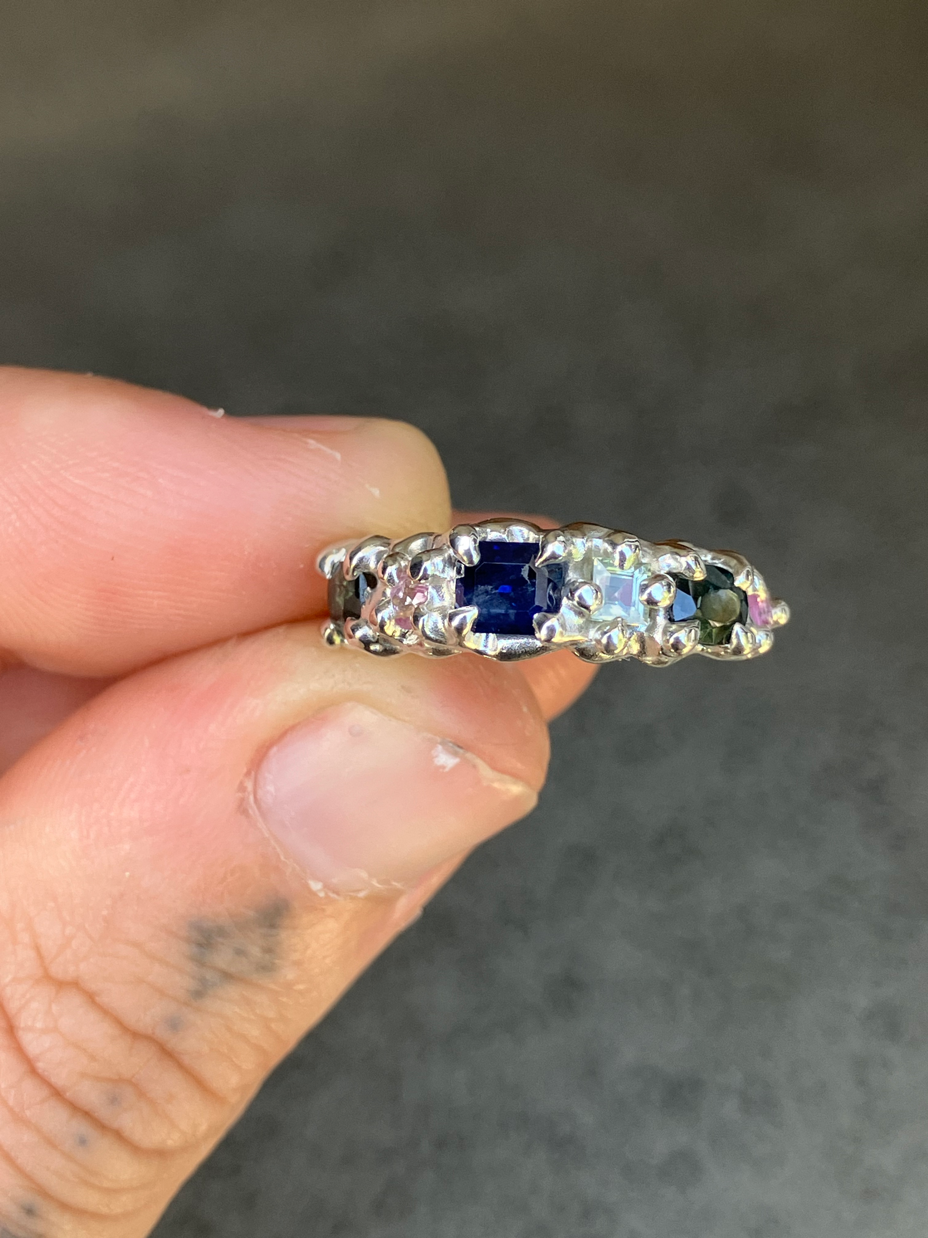Mixed sapphire band K-K1/2