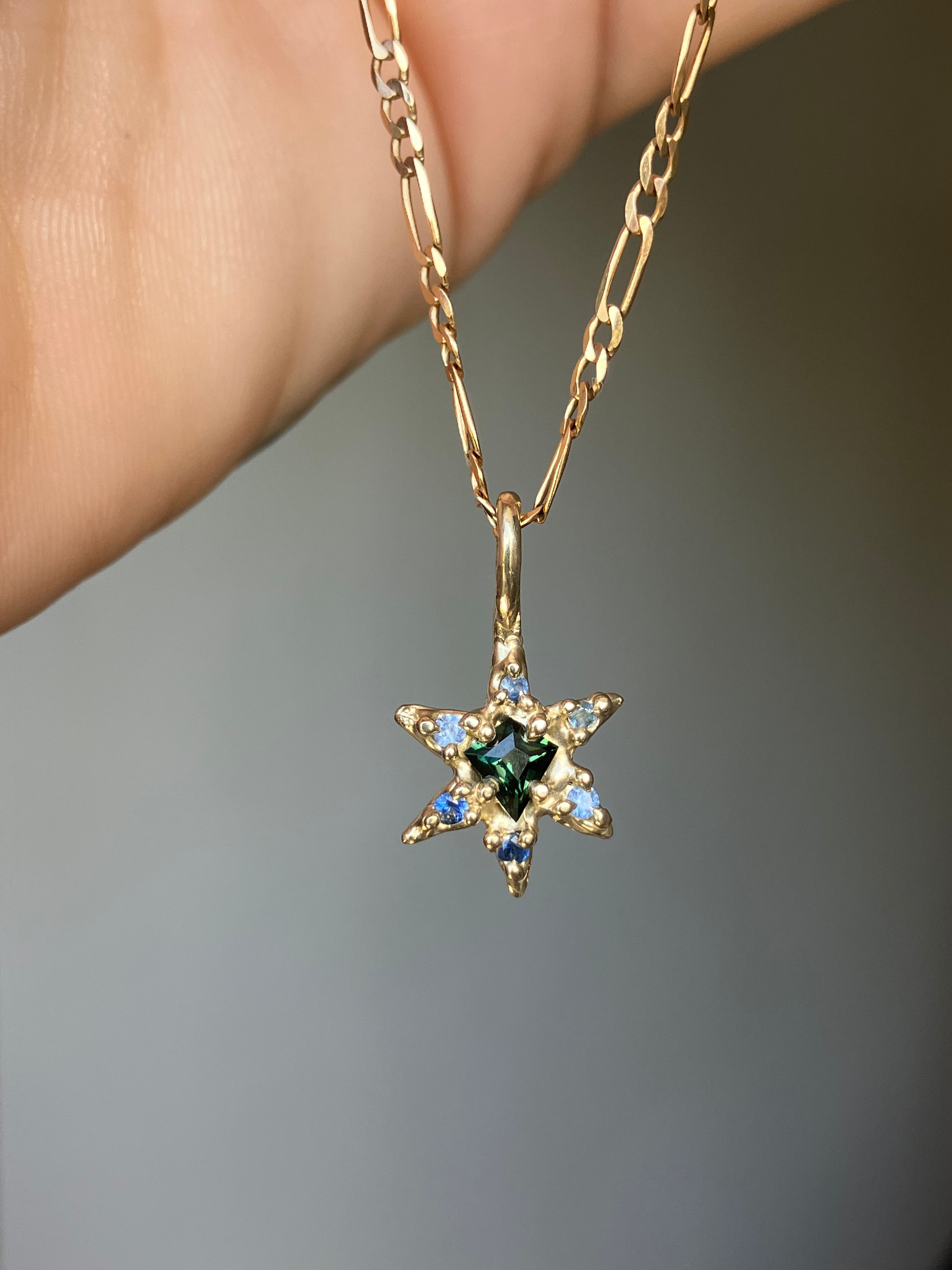 Celestial pendant gold