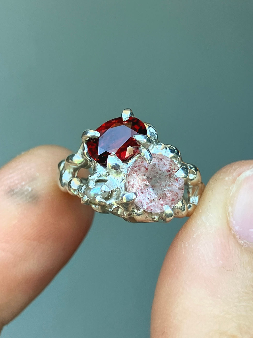 Thumbnail: Strawberry ring