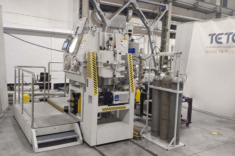 TETA CA-7 Welding in a controlled environment