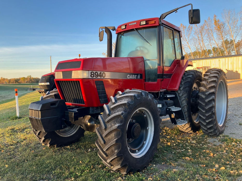 1998 CASE MAGNUM 8940