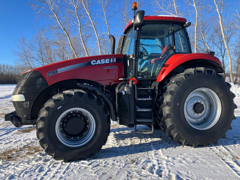 2012 CASE MAGNUM 290