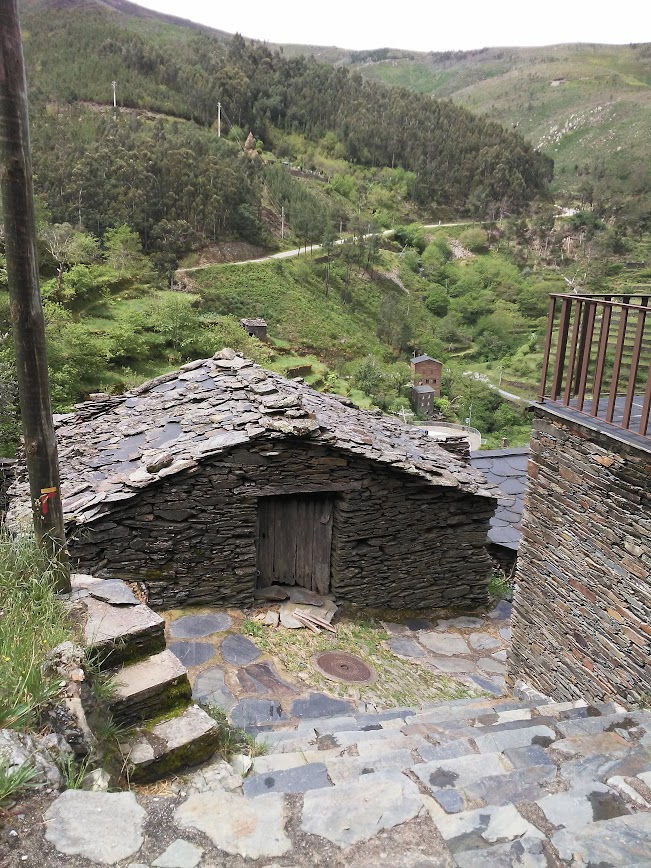 Casa com telhado de Lousa
