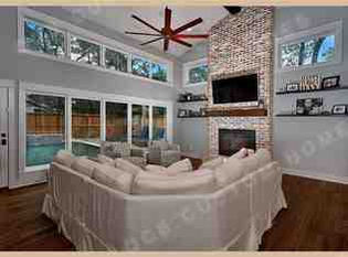 QCB Custom Homes - Interior Spaces (56).jpg