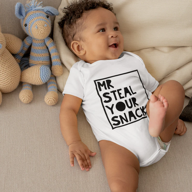 MR STEAL YOUR SNACK WHITE INFANT/TODDLER WHITE GRAPHIC ONESIE/TEE