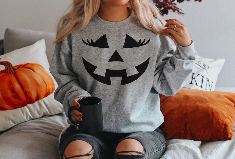 JACK O LANTERN LADY GRAPHIC GREY SWEATSHIRT