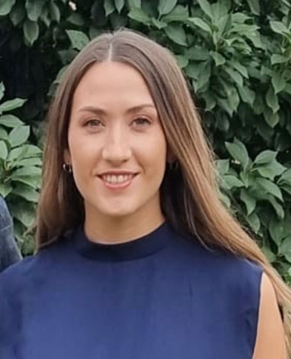 Rebecca Photo.jpg