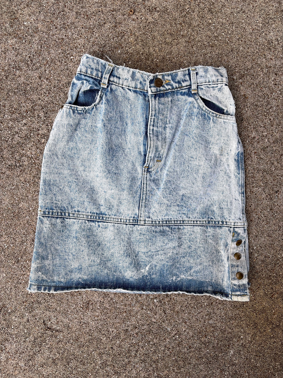 Thumbnail: Vintage Acid Wash Skirt 25”