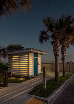 Megamorphosis_WhiteCap_13