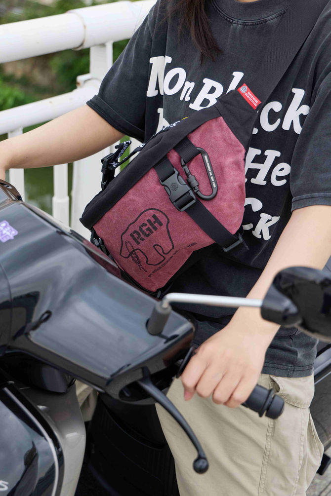 Rough Enough Tactical Fanny Pack was designed to eliminate that frustration – not with more pockets, but with smarter pockets.