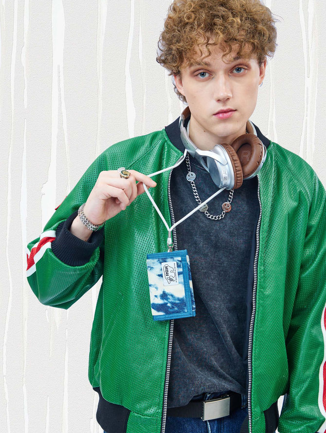 Why Teens (and Parents) Love the Rough Enough Tie-Dyed Canvas Boys Wallet?