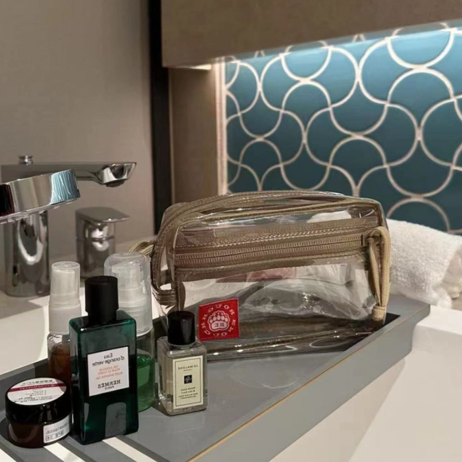 Stop Digging, Start Flying: Your Smarter, Sleek & TSA-Friendly Toiletry Solution!