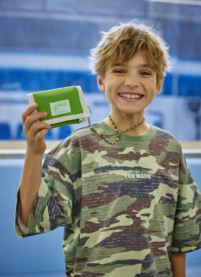 Rough Enough Kids Wallet for Boys: Why Vibrant Green Canvas is the New Kid Currency