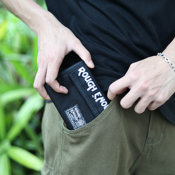 The Black Wallet That Survives School, Sports & Everything in Between! 💪🖤🎒