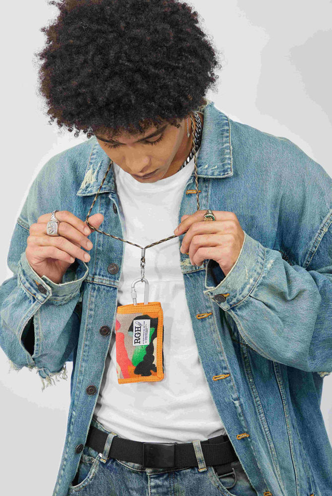 Back to School Win! 🍊 The Rough Enough Boys Wallet with Adjustable Lanyard