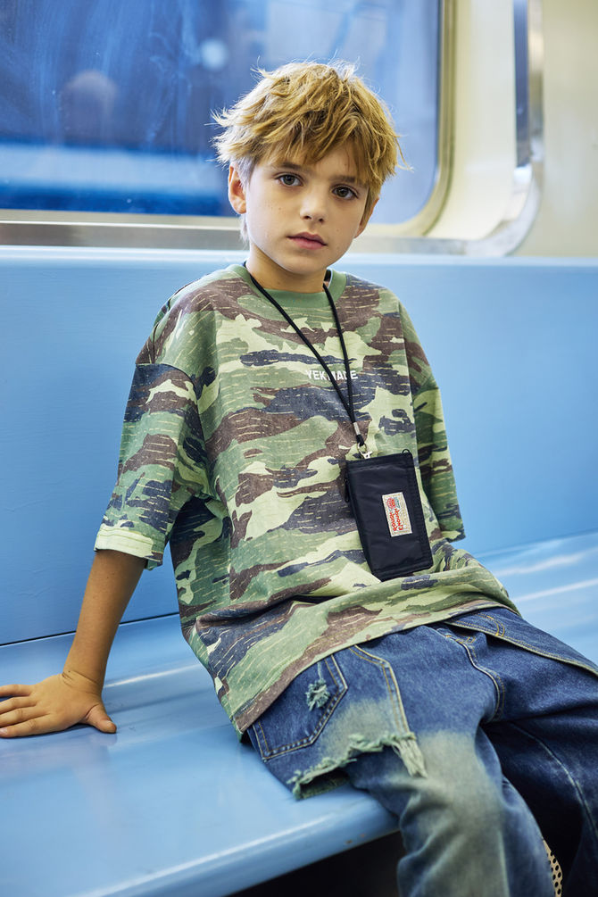 Rough Enough Black Nylon Wallet: The Tough, Versatile Choice for Boys of All Ages