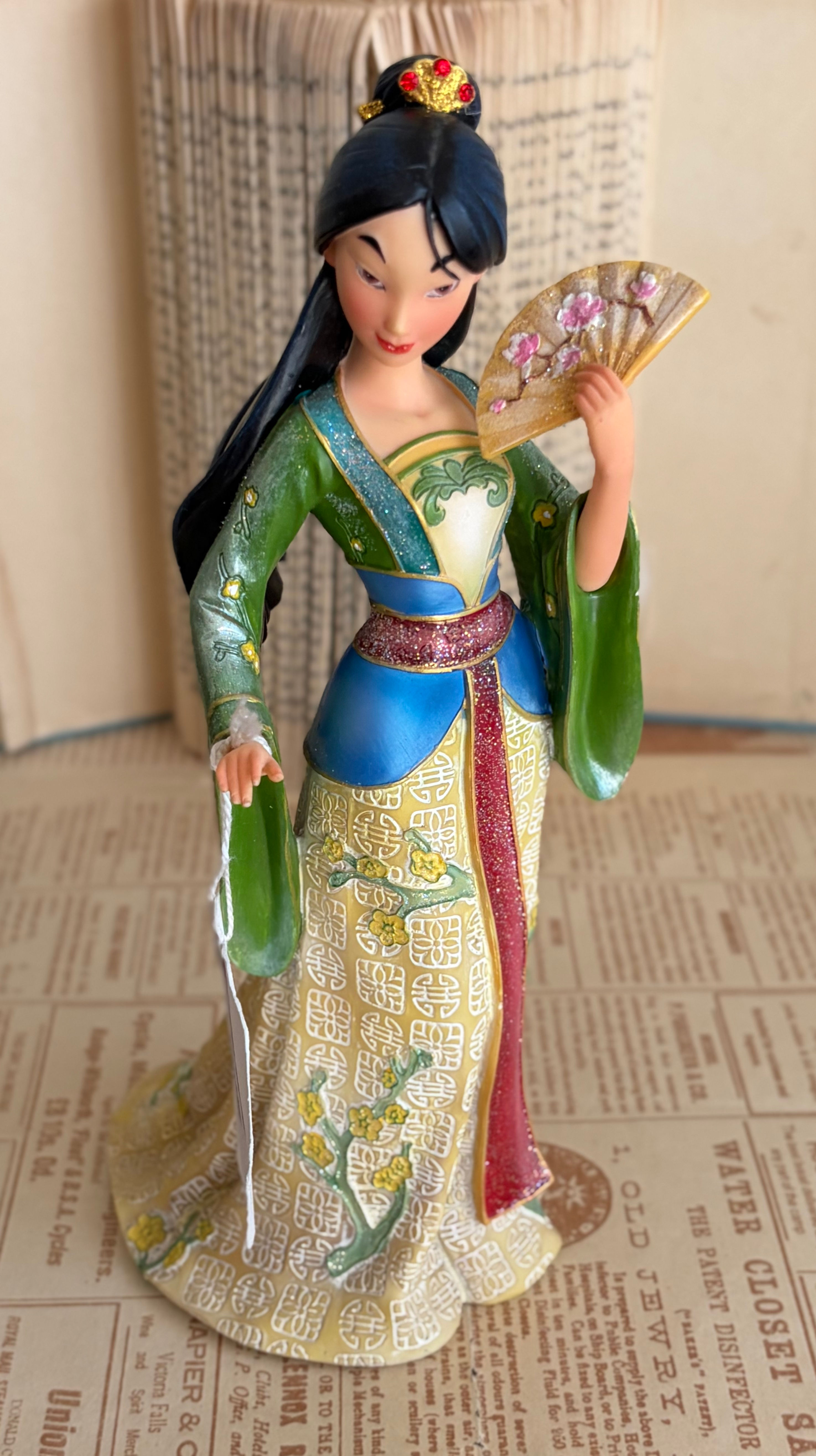 Mulan Disney Showcase con difetto