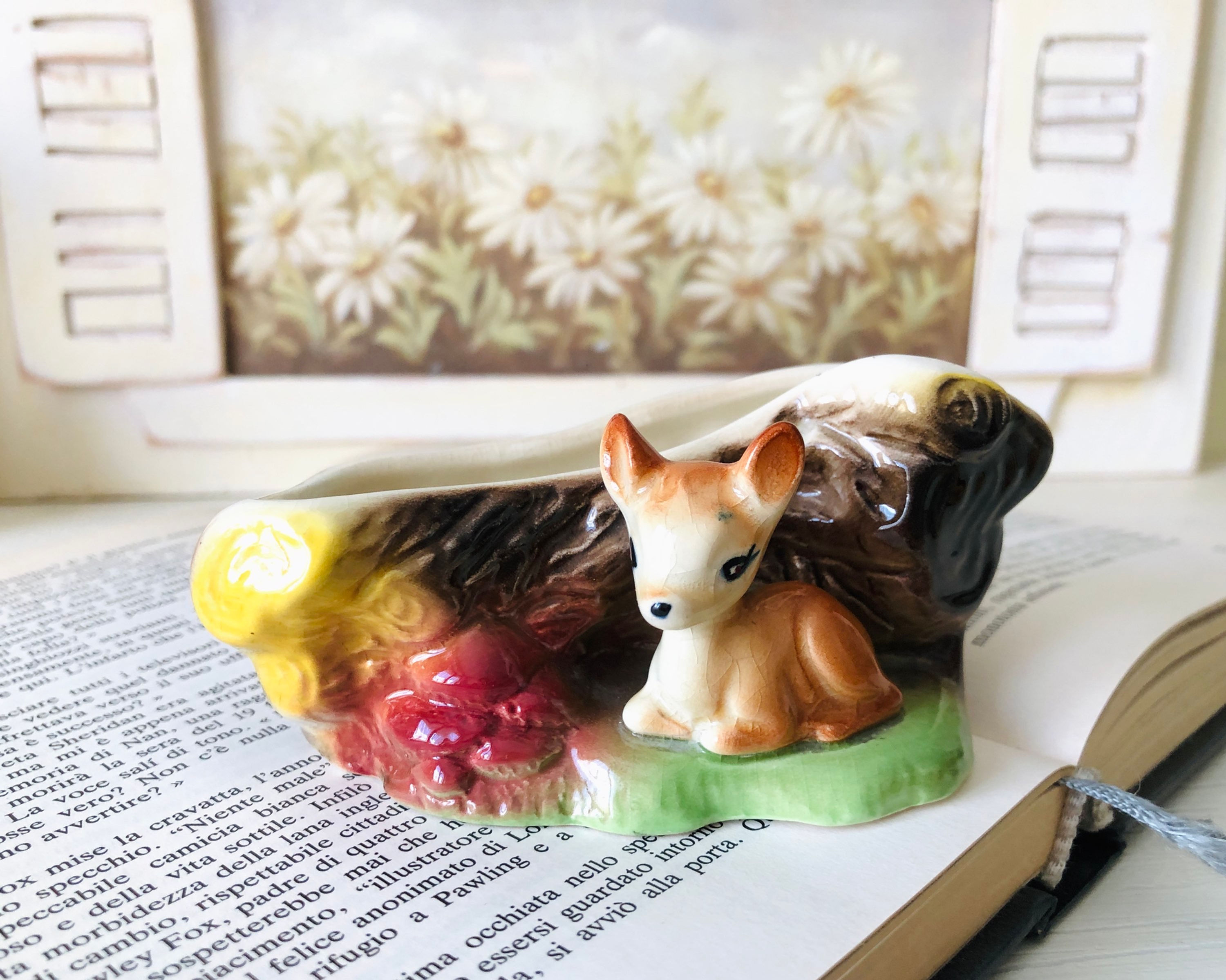 Vasetto con cerbiatto in ceramica inglese
