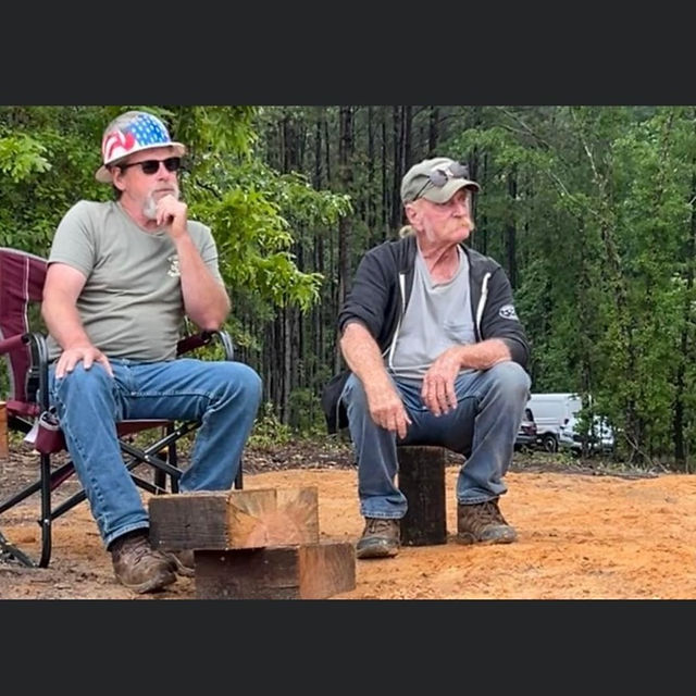 Barnwood builder cast