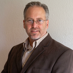 Dr. Toby Holt