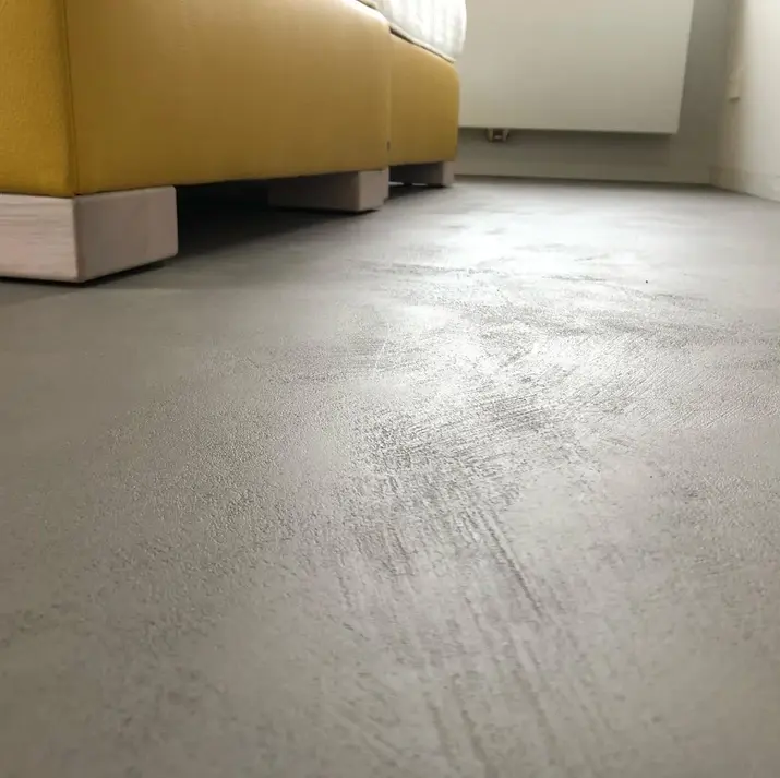 Chambre, salle à manger, cuisine, salle de bain, couloir, mur, dosseret sol en microciment. microquartz, rénovation.
