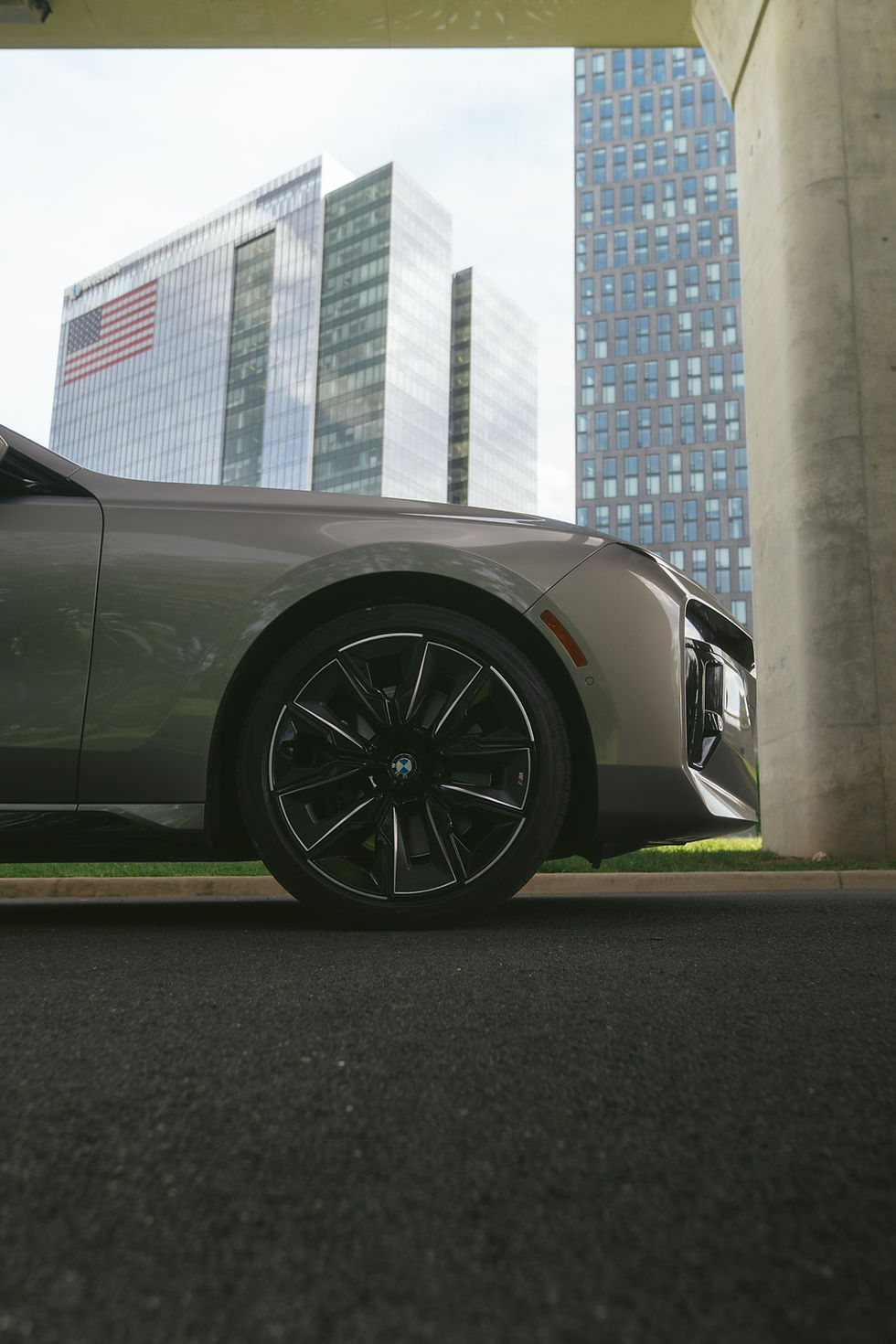 Thumbnail: BMW 760I