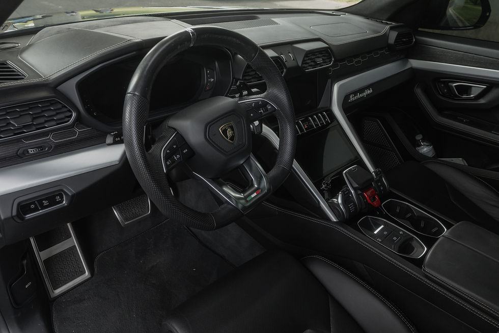 Thumbnail: Grey Lamborghini Urus