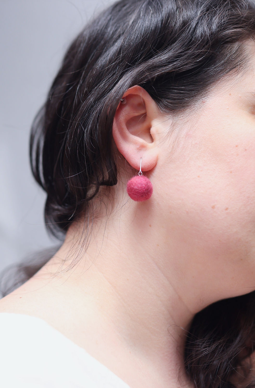 Thumbnail: Raspberry pink beads Earrings / BGBRF