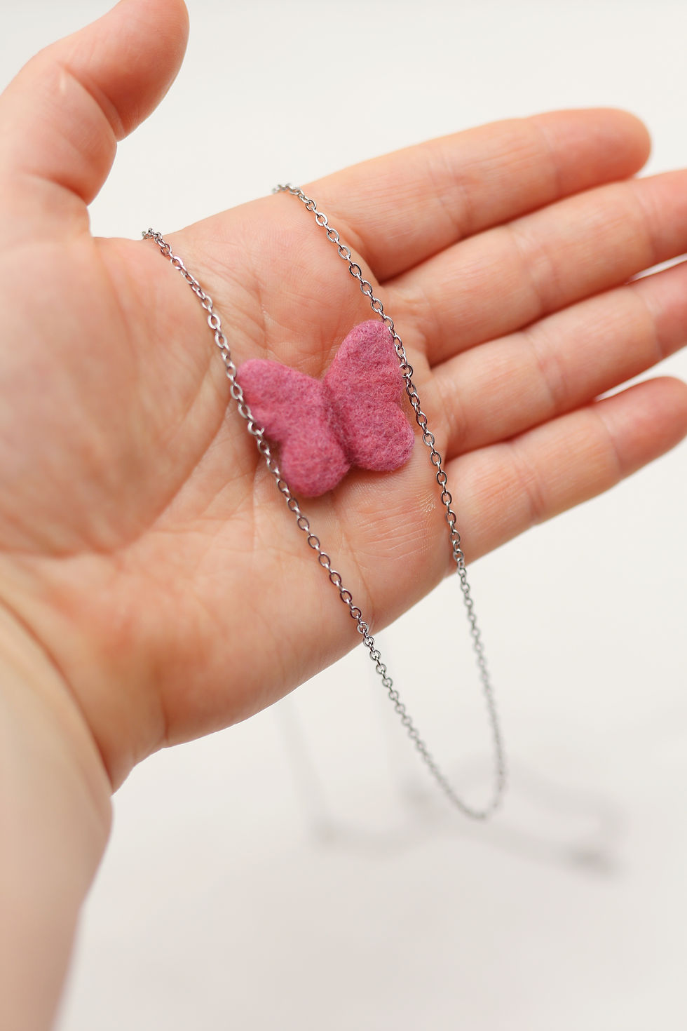 Miniature : Pink Butterfly Necklace