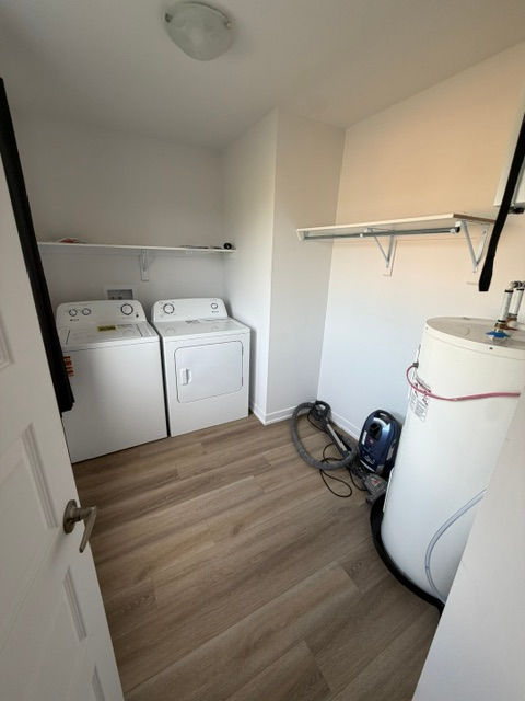 Miniature : Juillet - 4 1/2 - 143 rue Sabourin