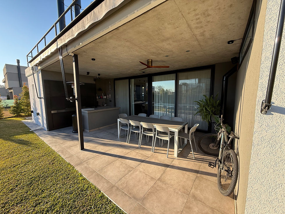 Miniatura: CASA EN VENTA - Barrio náutico Vila Marina 2