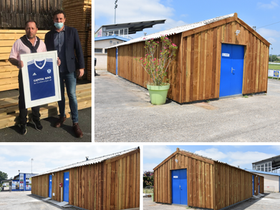 Club - Le bâtiment à l'entrée du stade rénové avec le soutien de Capital Bois