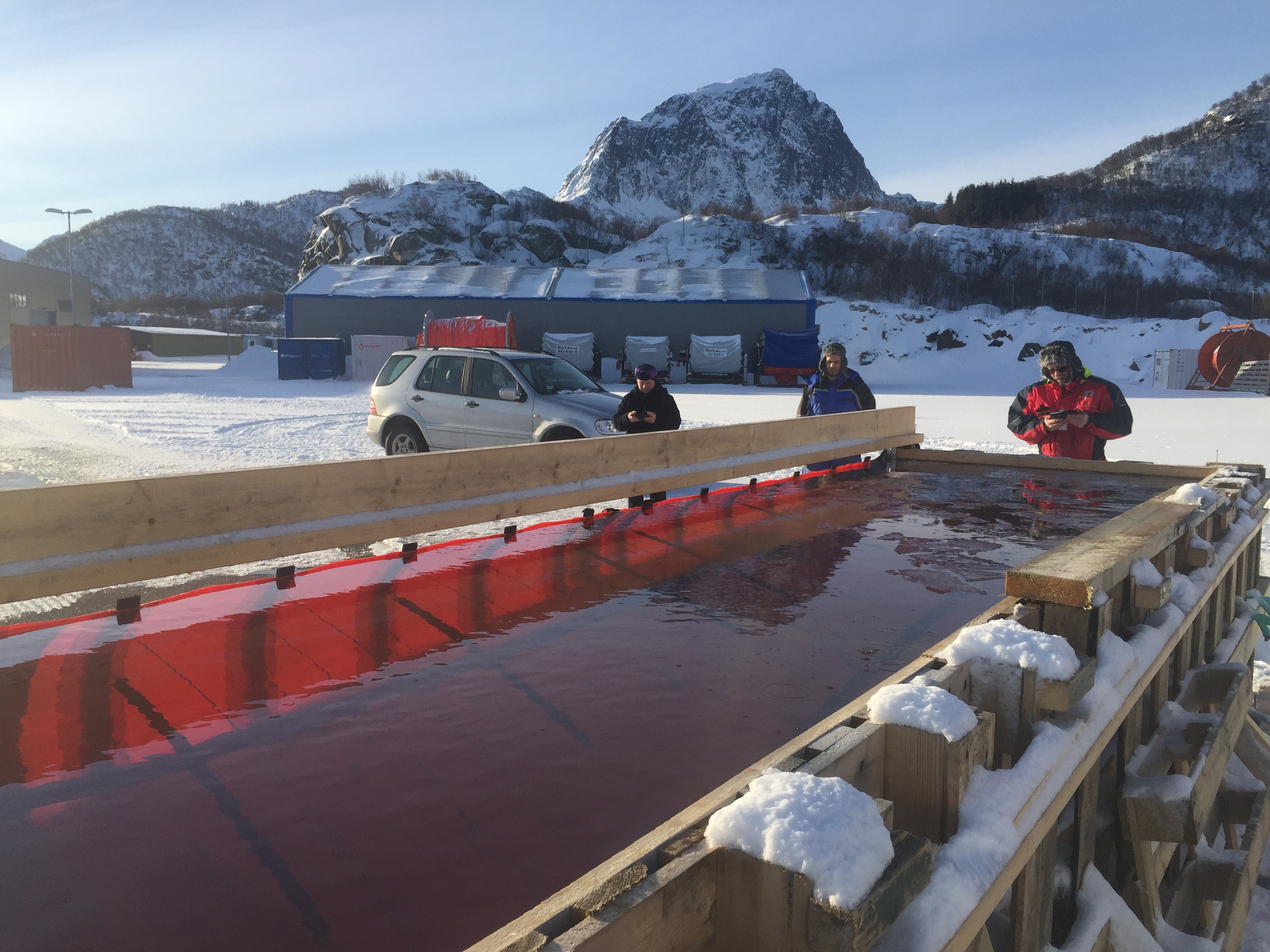 reusable flood barrier